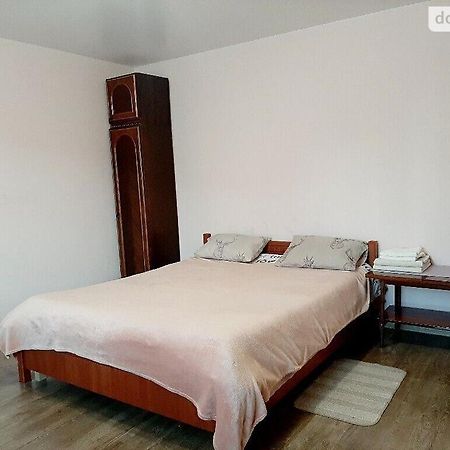 Family And Friends Apartment Ternopil Exteriér fotografie